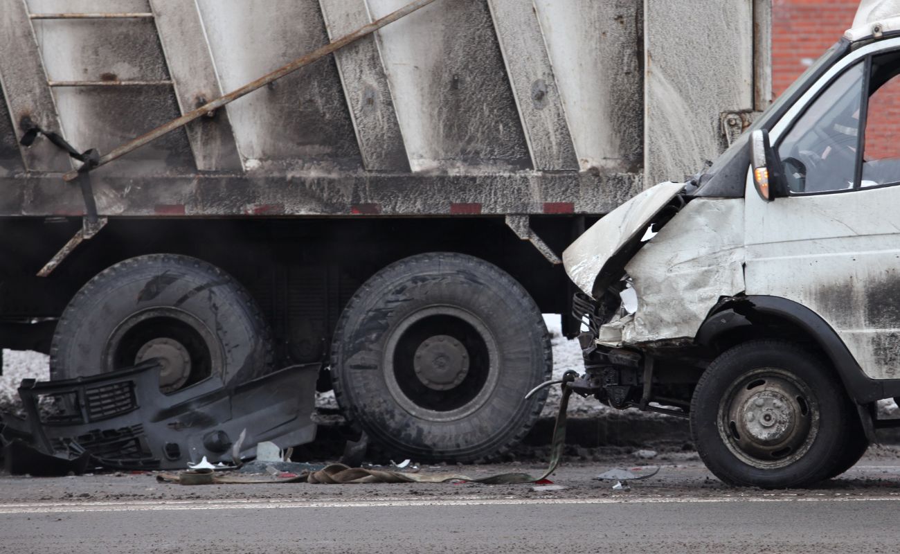 5 Major Causes of Truck Accidents and How to Avoid Them
